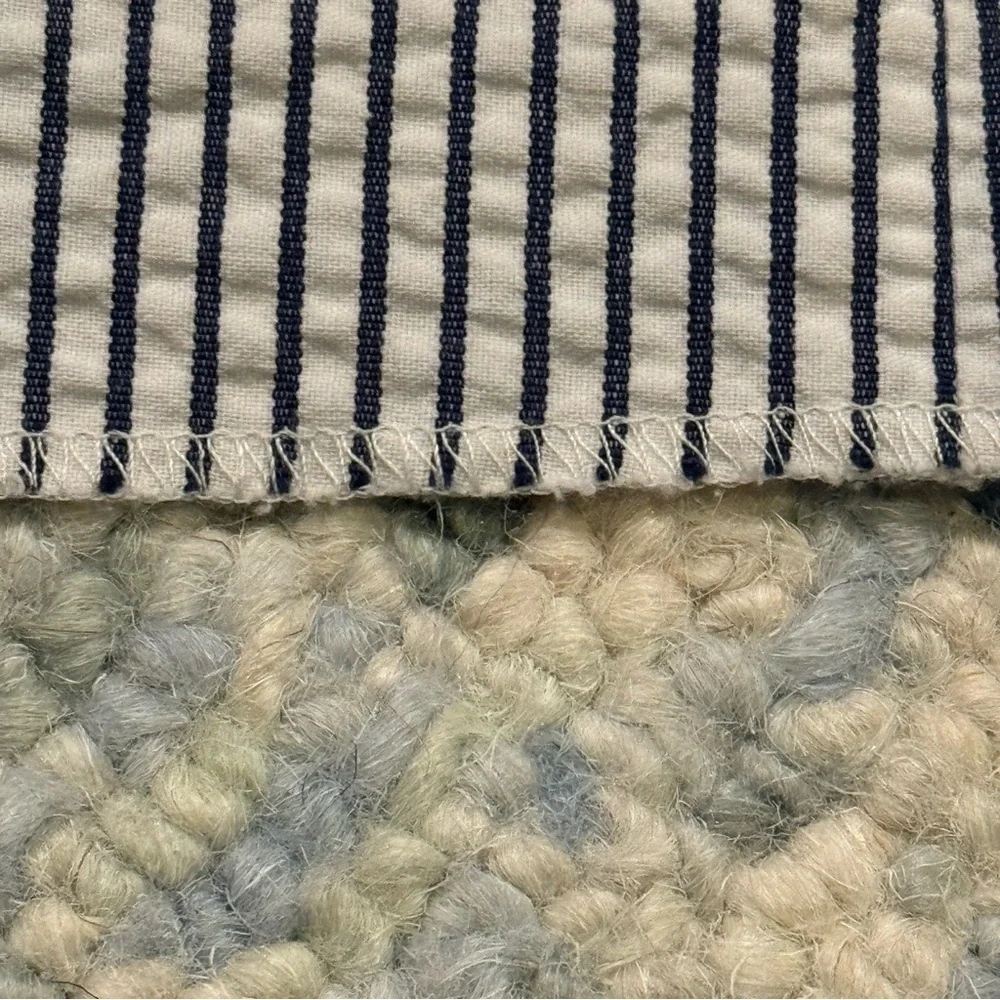 J Crew City Fit Seersucker Striped Flare Pants, Size 6 - Picture 11 of 16